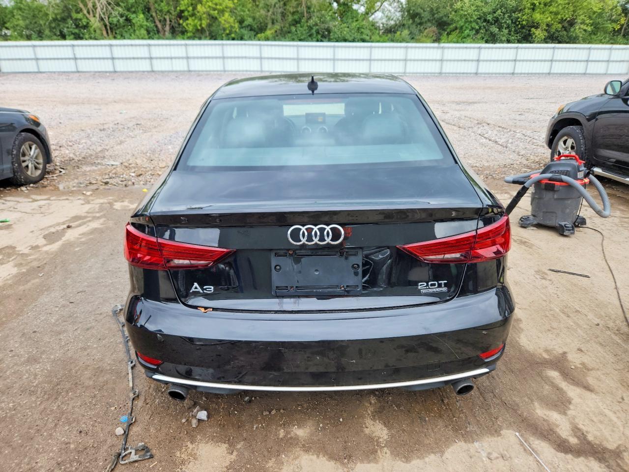 2017 Audi A3 Premium - Фото 6