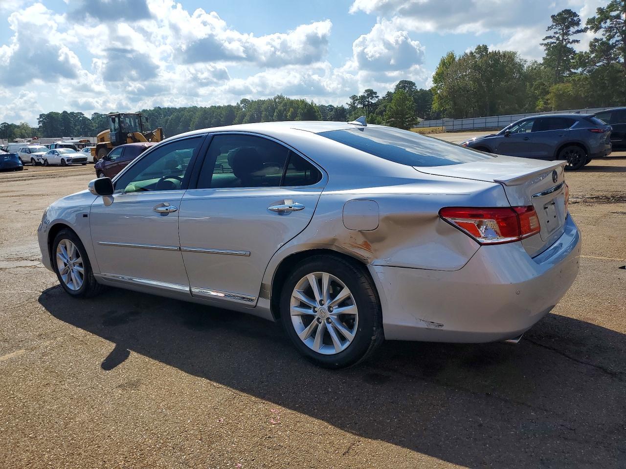 2011 Lexus Es 350 - Фото 2