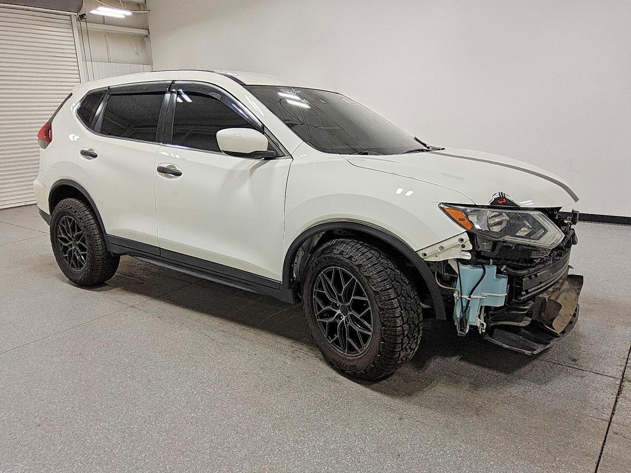 2020 Nissan Rogue S - Image 4
