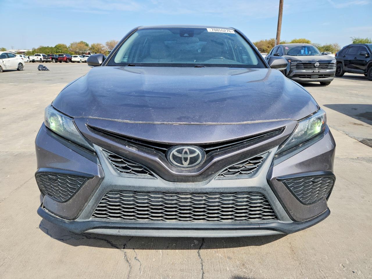 2022 Toyota Camry Se - Фото 5