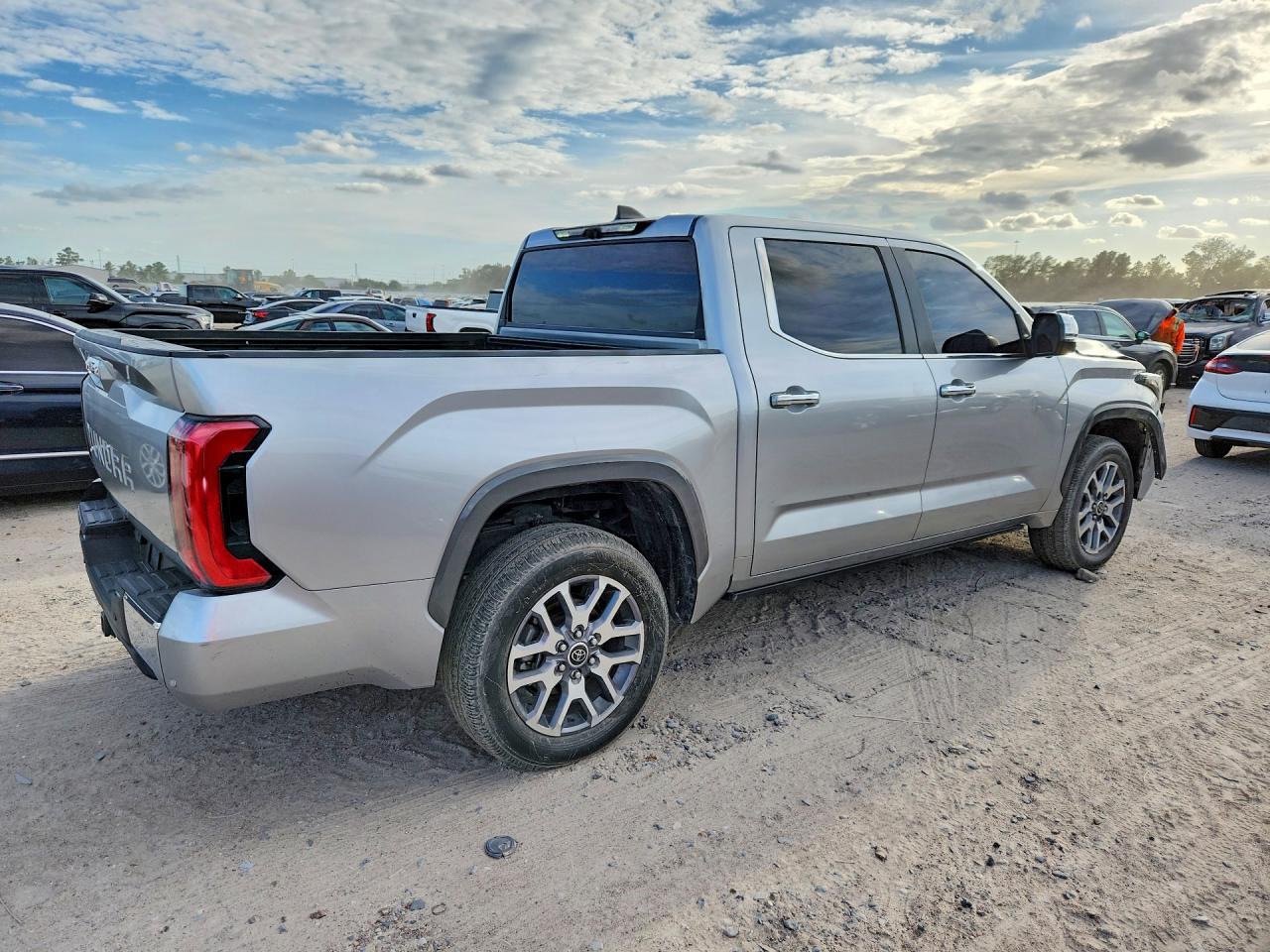 2024 Toyota Tundra 1794 Edition - Фото 3