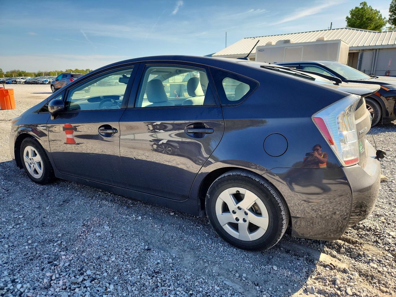 2010 Toyota Prius Ii - Image 2