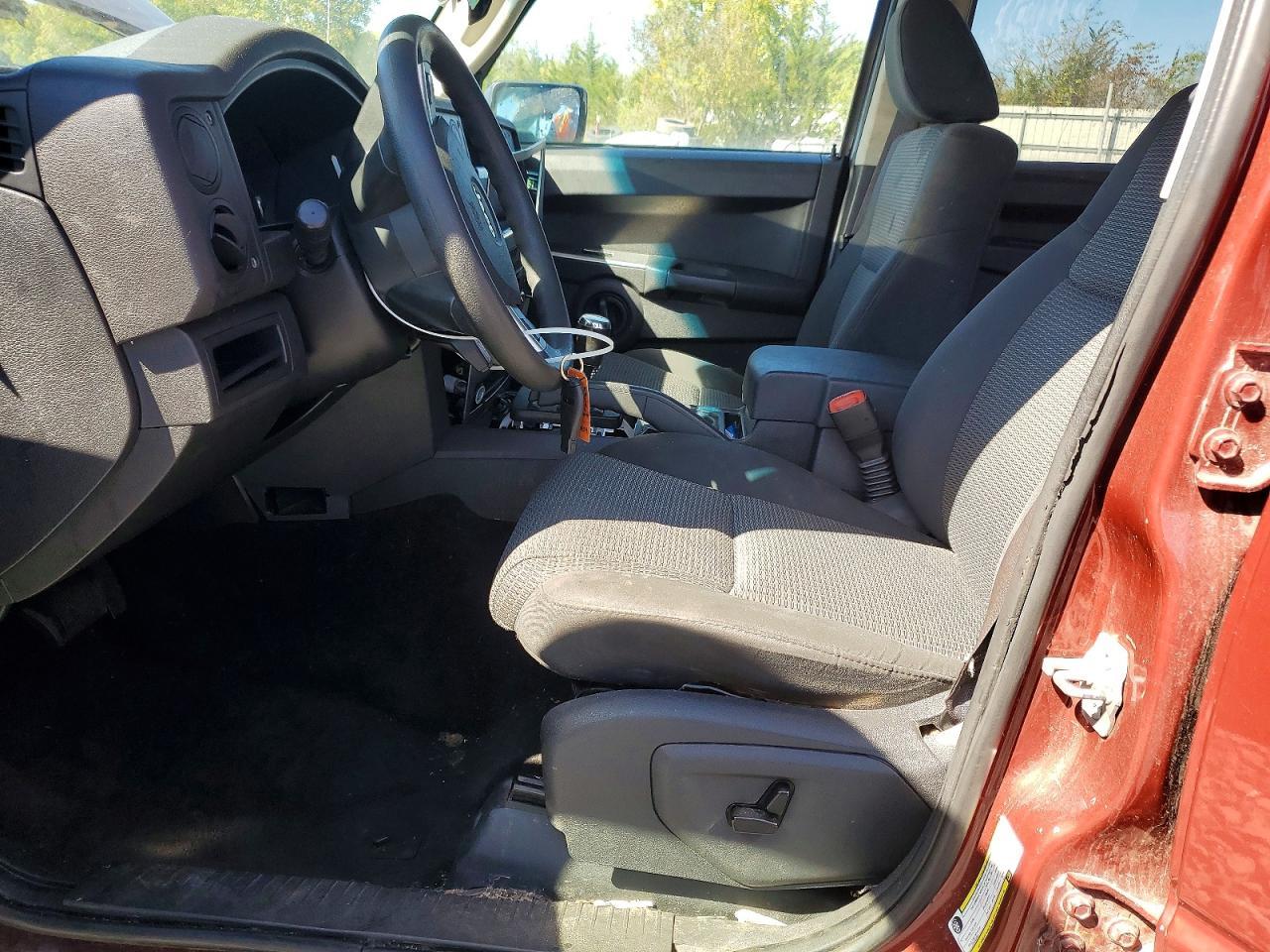 2008 Jeep Commander Sport - Фото 7