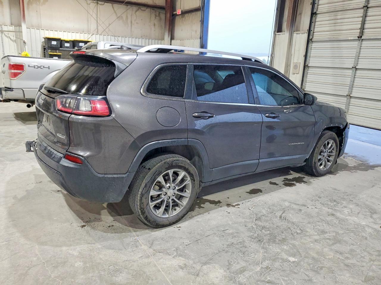 2019 Jeep Cherokee Latitude Plus - Фото 3