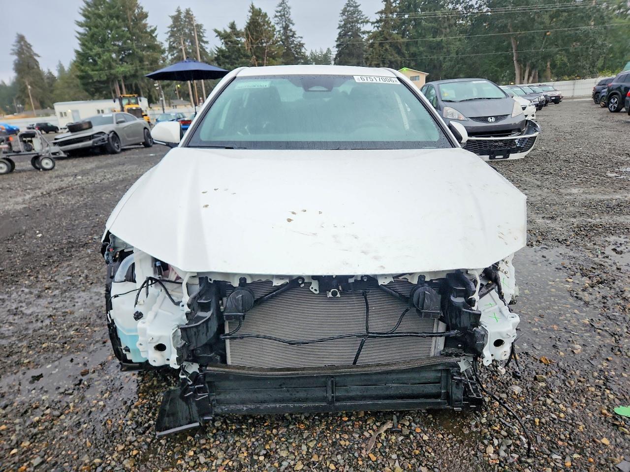 2025 Toyota Camry Se - Фото 5