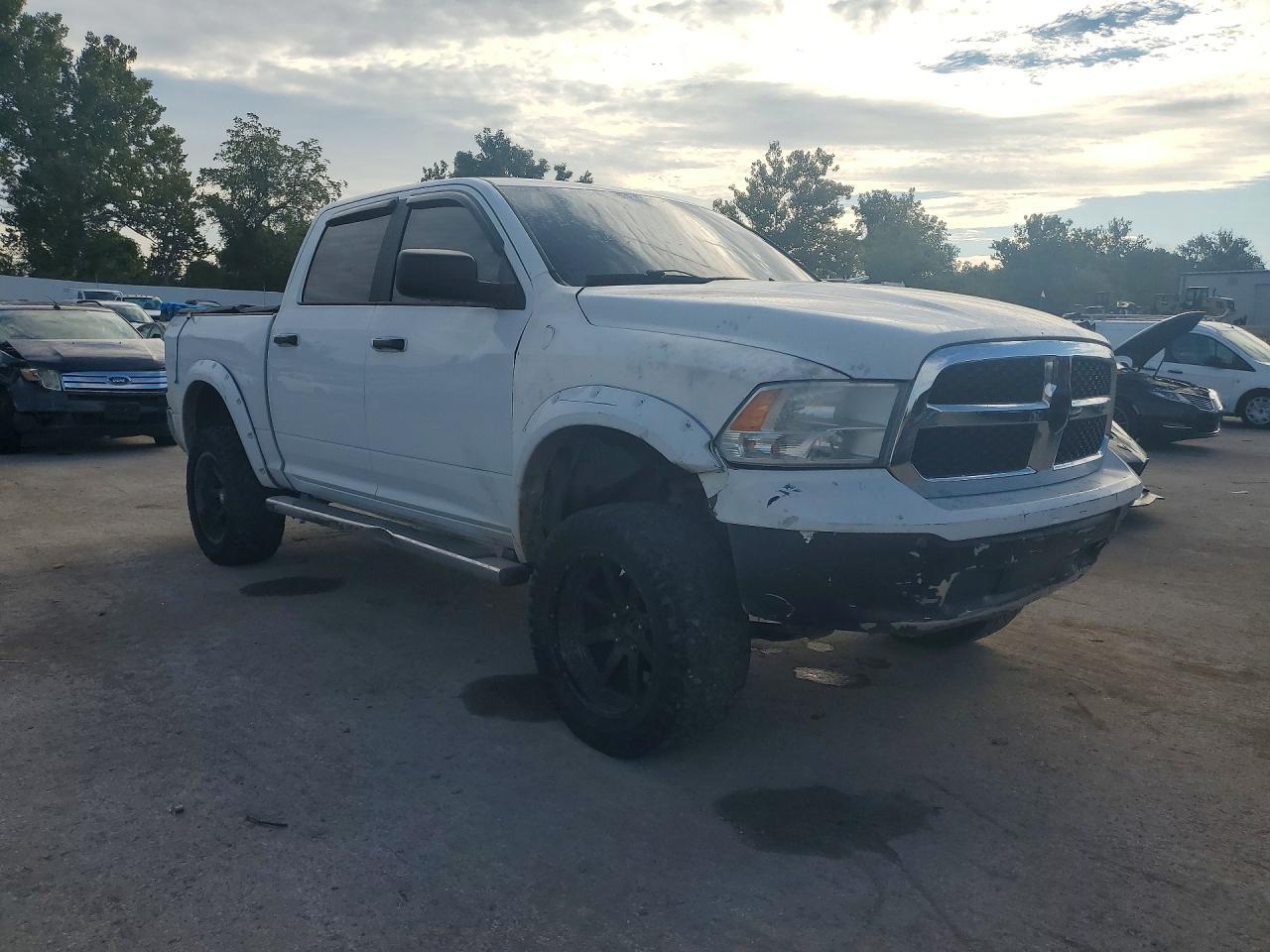 2017 Ram 1500 Slt - Image 4
