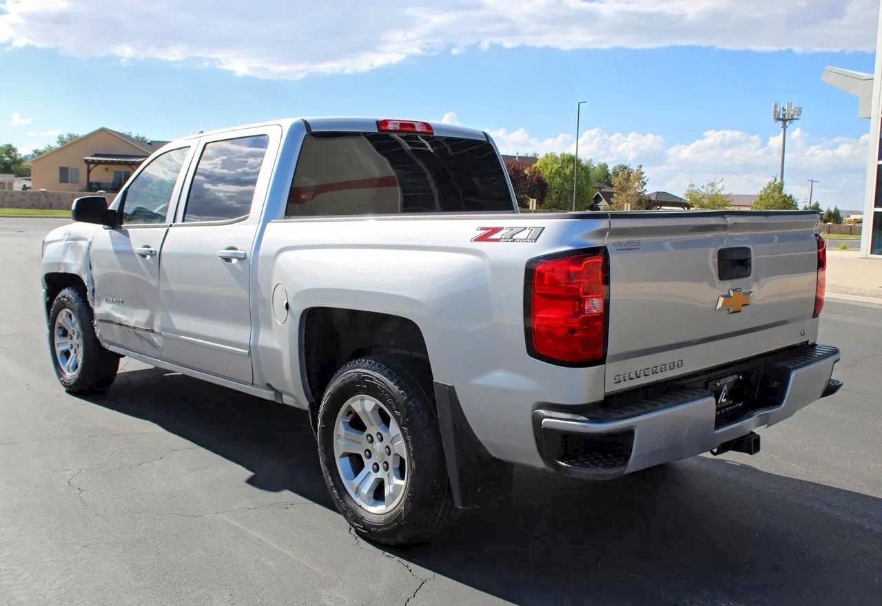 2018 Chevrolet Silverado K1500 Lt - Image 4