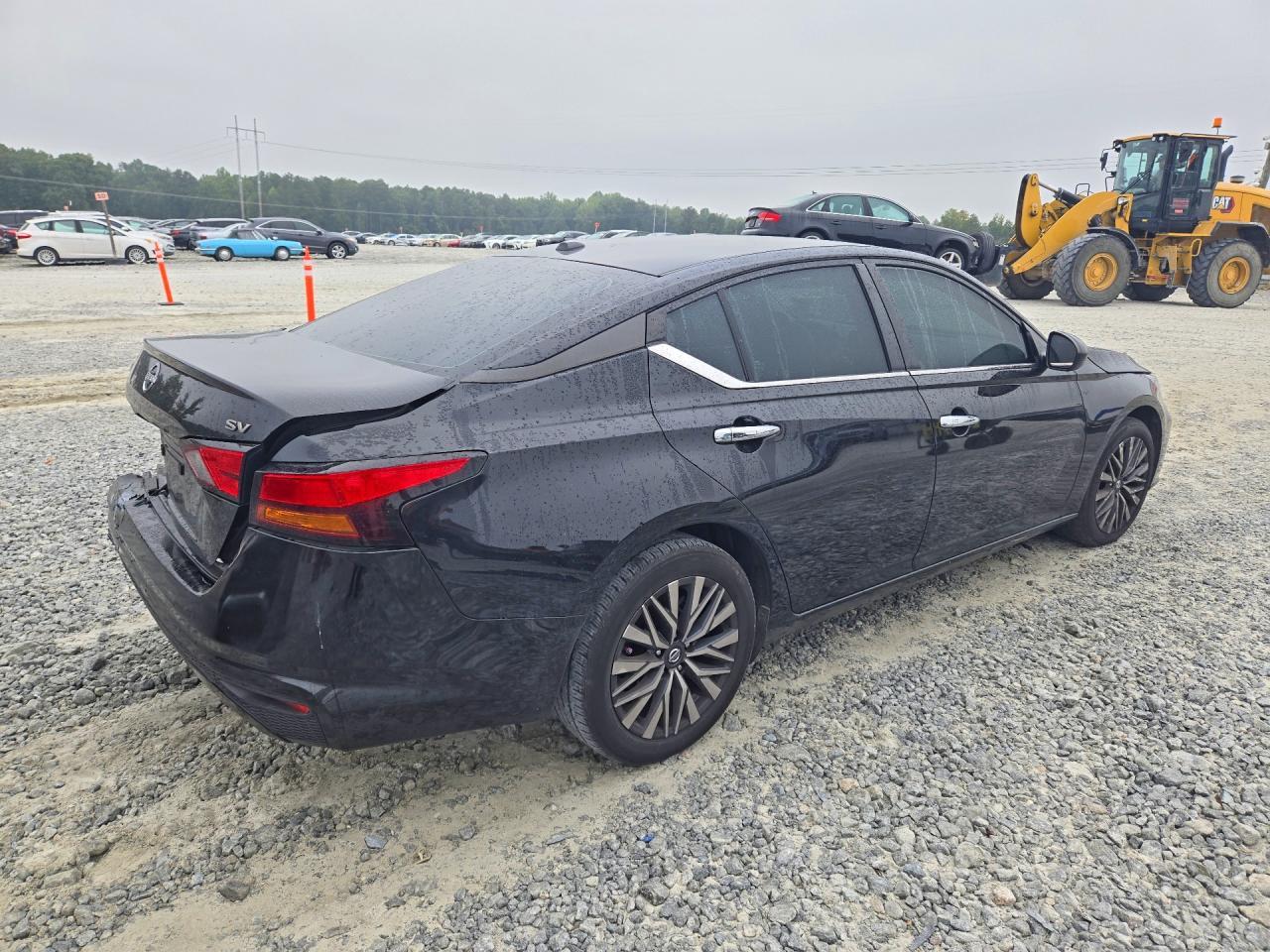 2023 Nissan Altima Sv - Фото 3