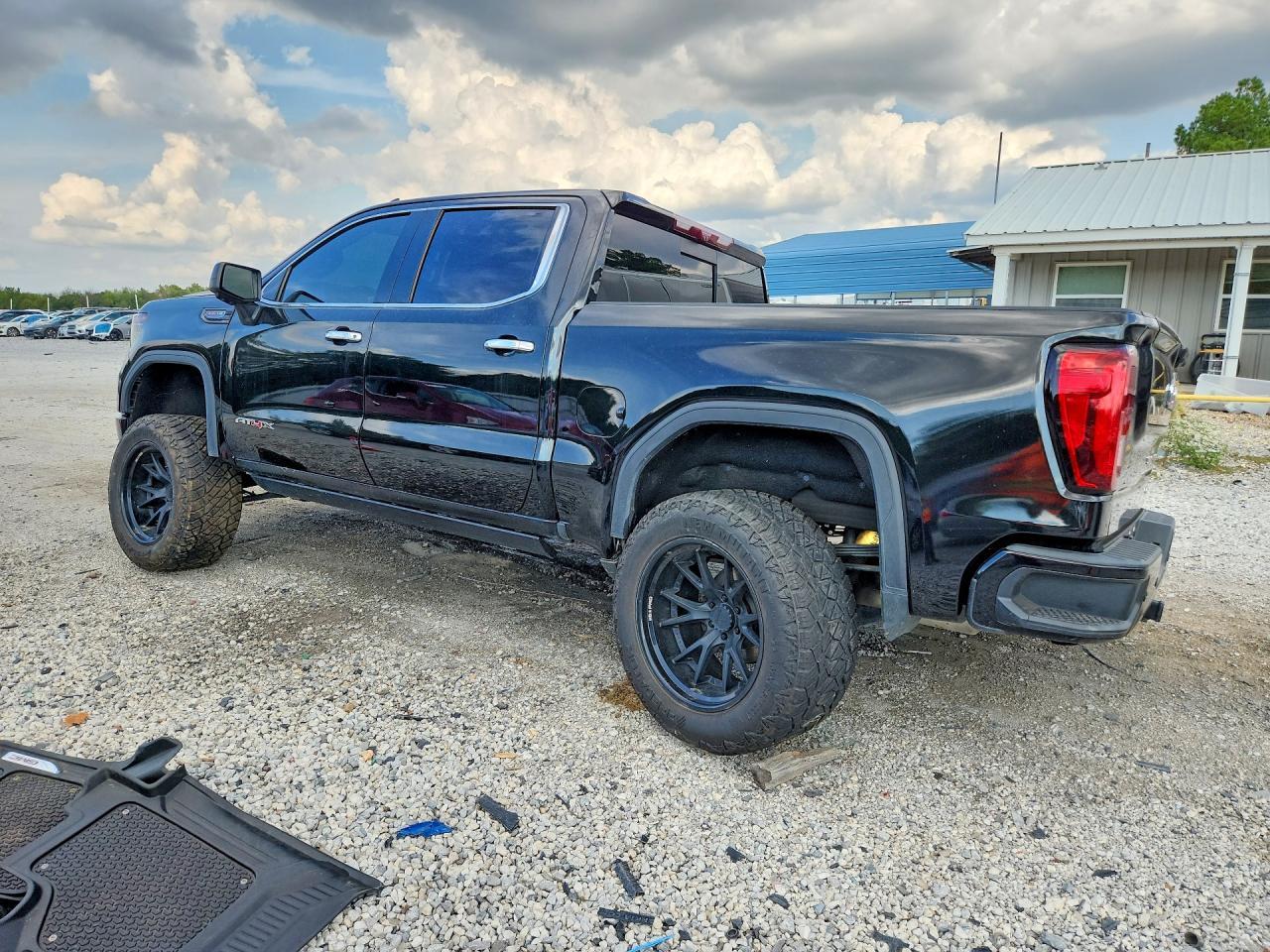 2022 GMC Sierra K1500 At4X - Фото 2