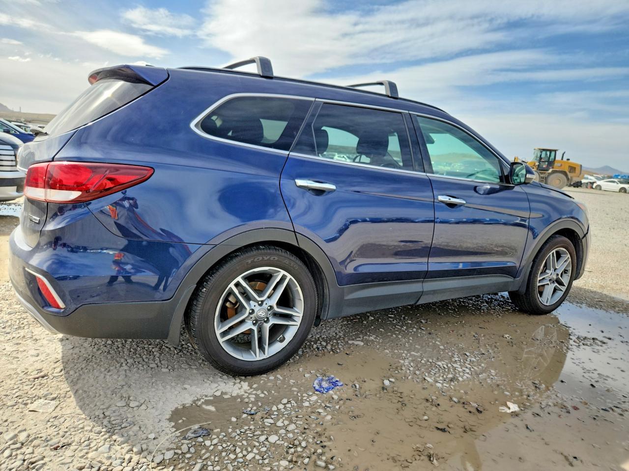2017 Hyundai Santa Fe Se Ultimate - Image 3