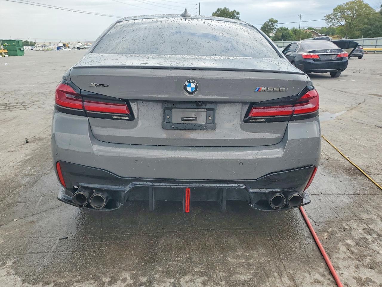 2021 BMW M550Xi - Фото 6