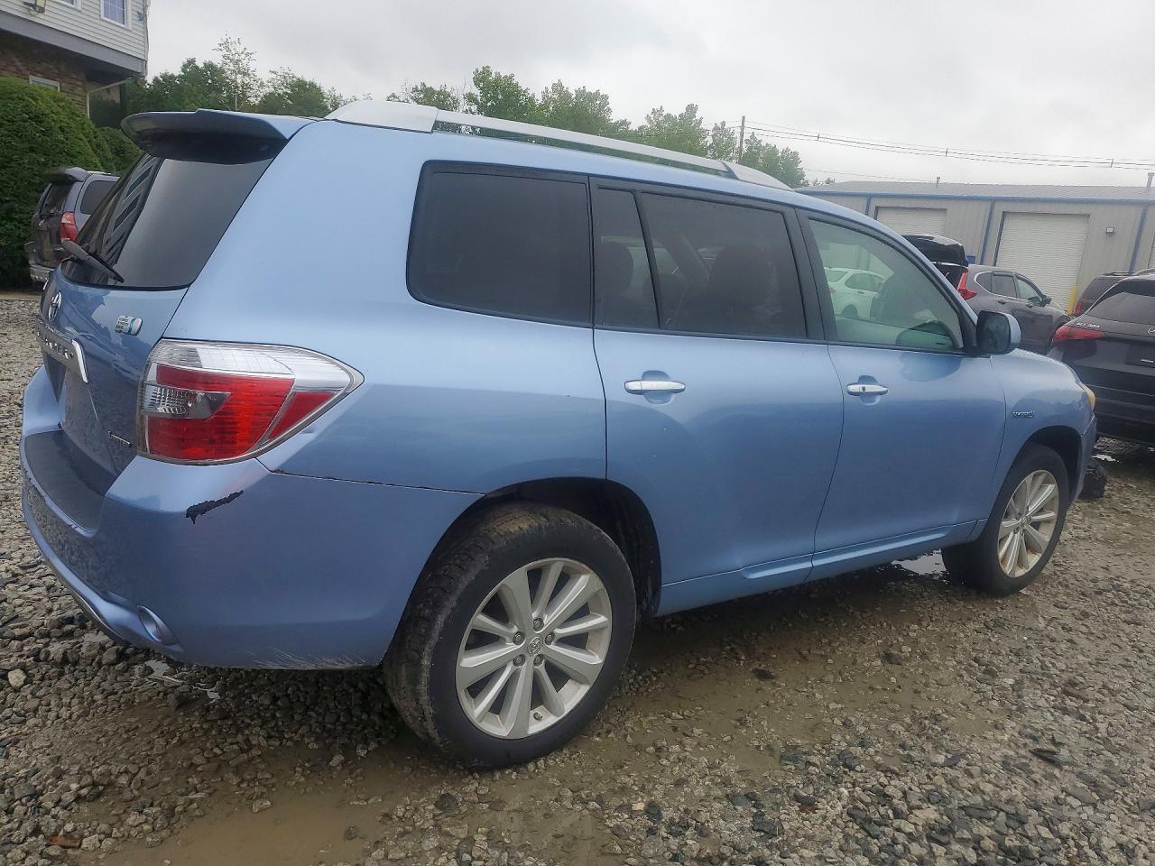 2009 Toyota Highlander Hybrid Limited - Image 3