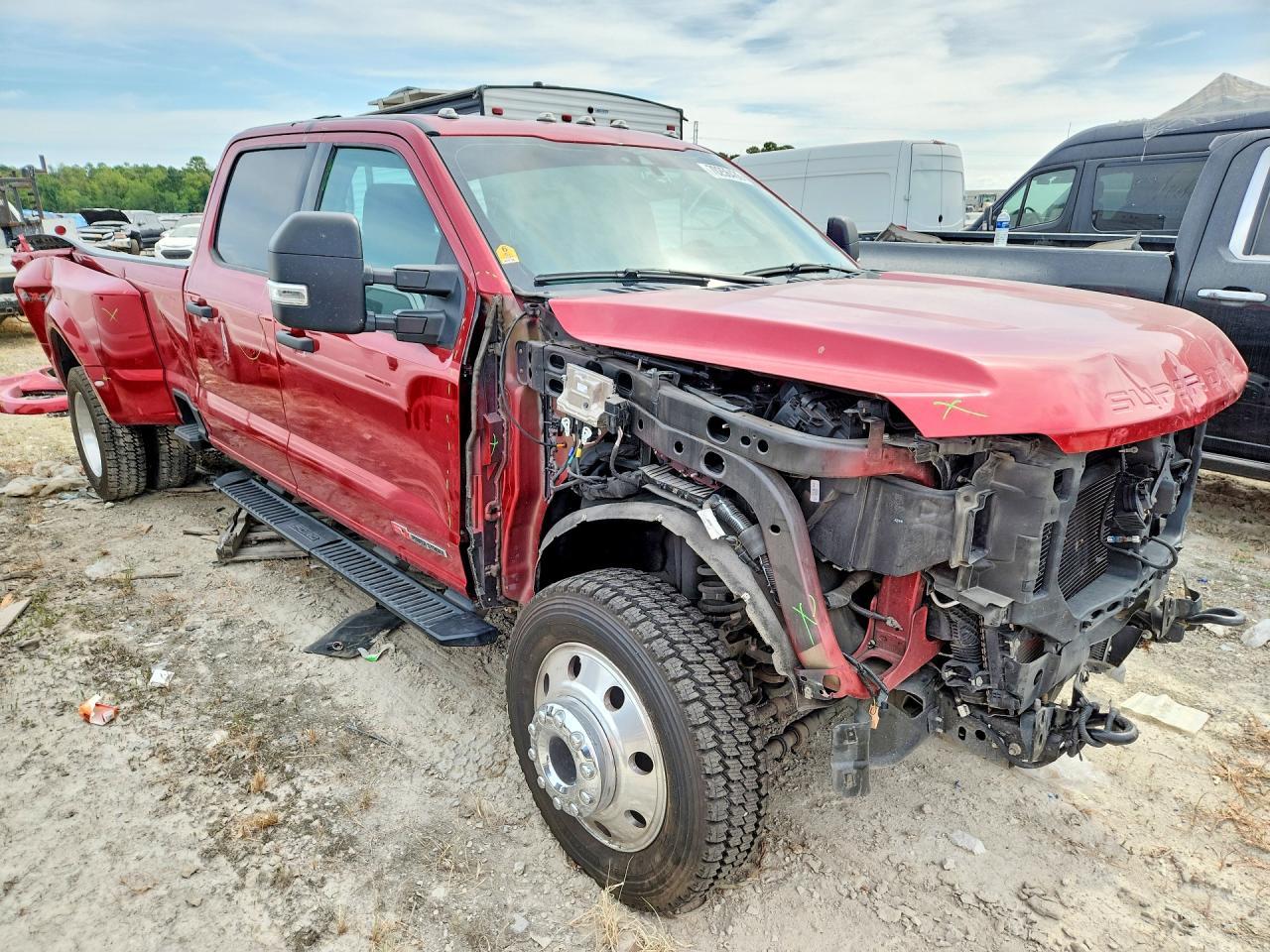 2023 Ford F450 Super Duty - Фото 4