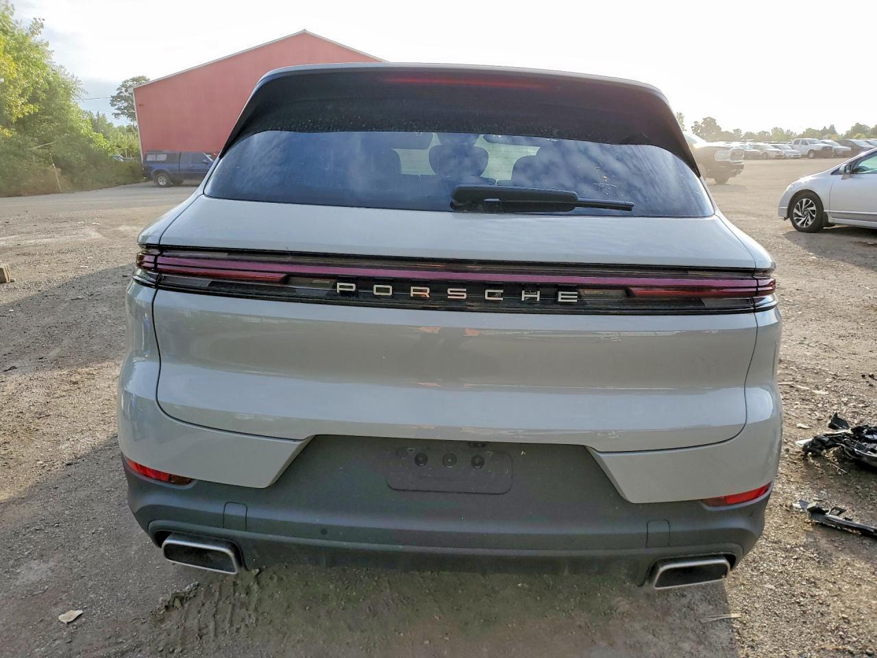 2026 Porsche Cayenne - Image 6