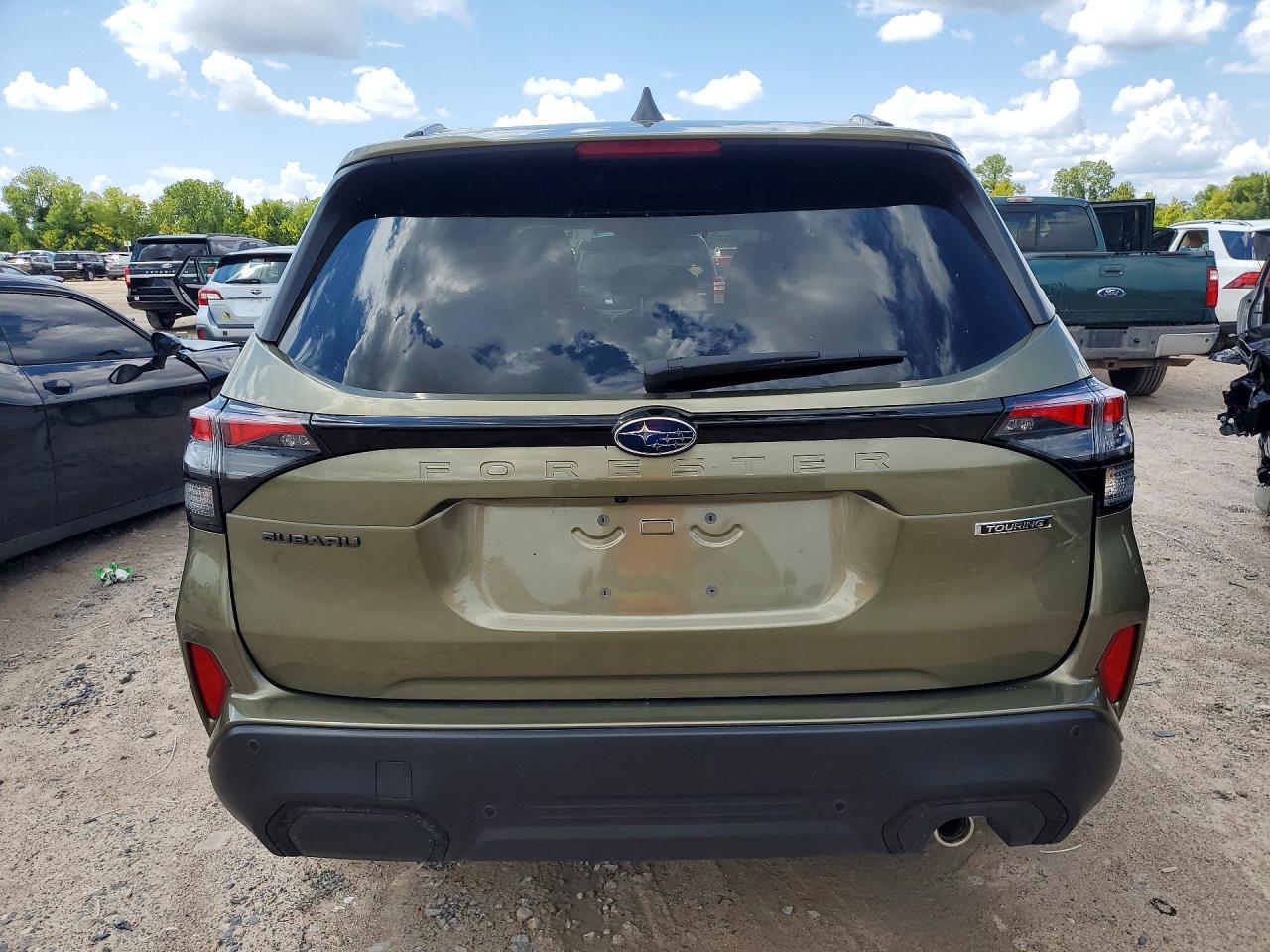 2026 Subaru Forester Touring - Фото 6