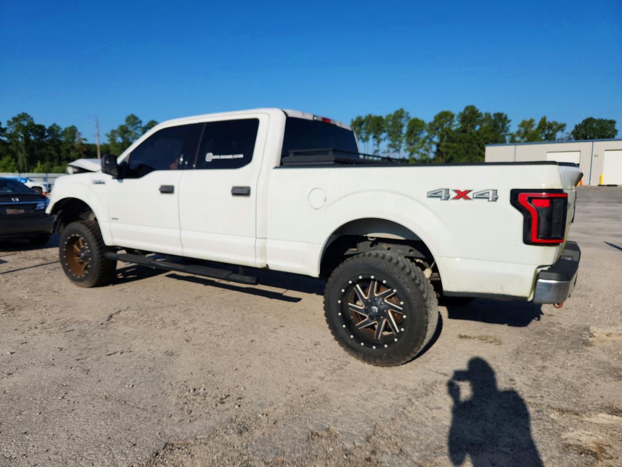 2017 Ford F150 Supercrew - Image 2