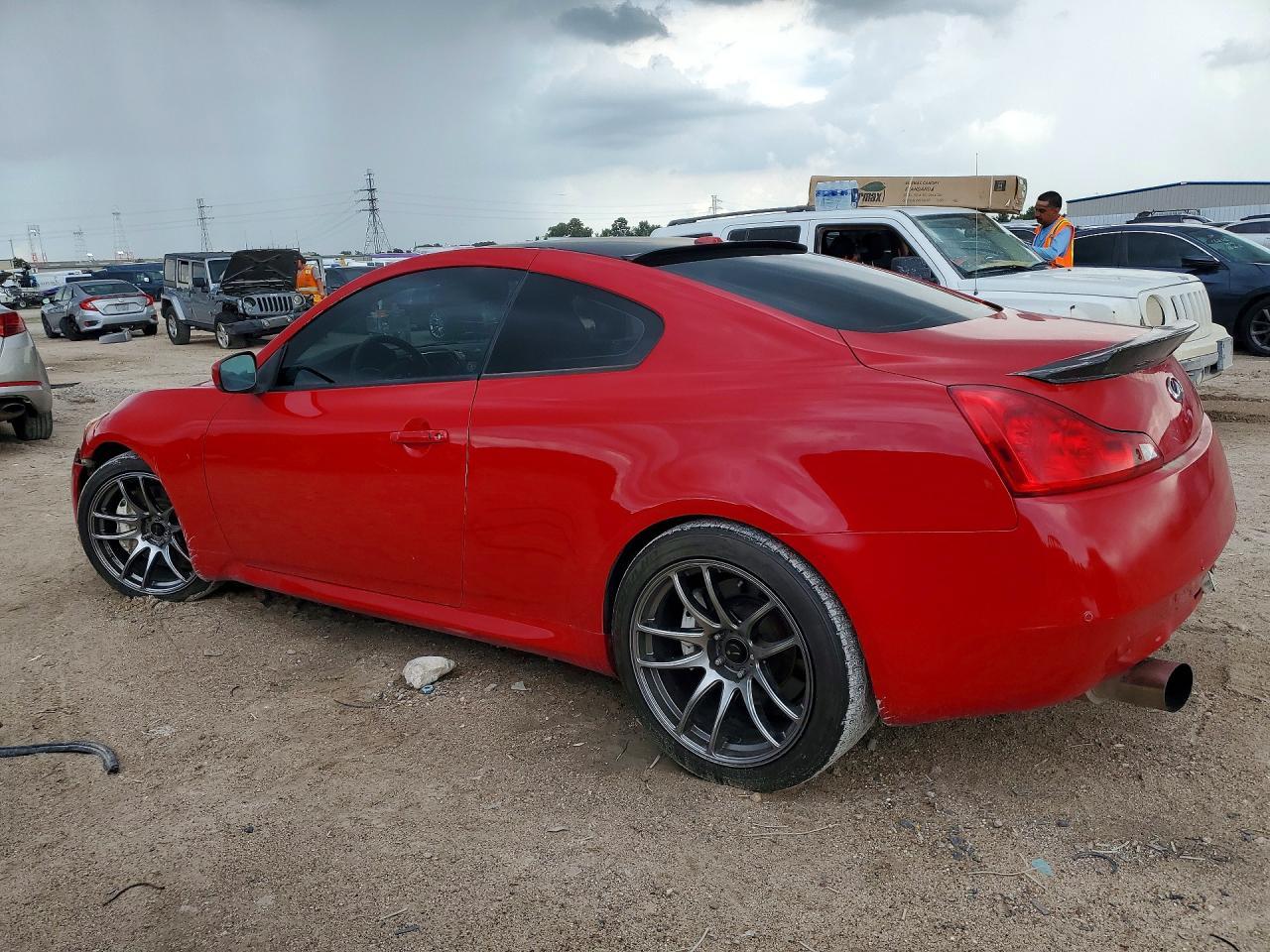 2012 Infiniti G37 Base - Image 2