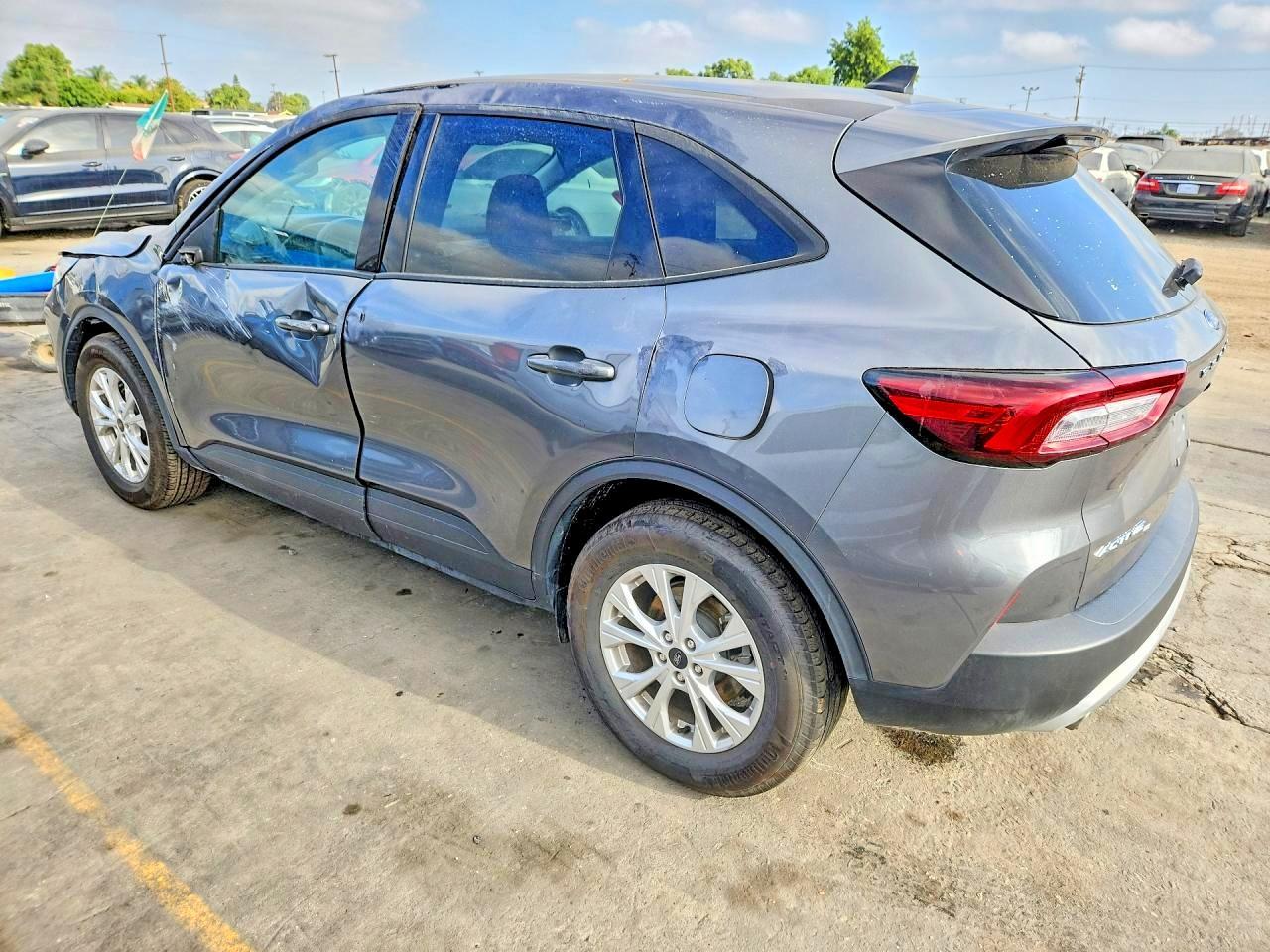 2025 Ford Escape Active - Image 2