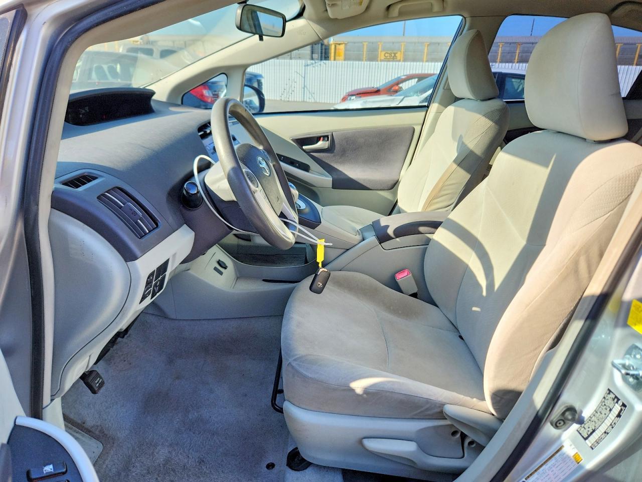 2010 Toyota Prius Iii - Фото 7