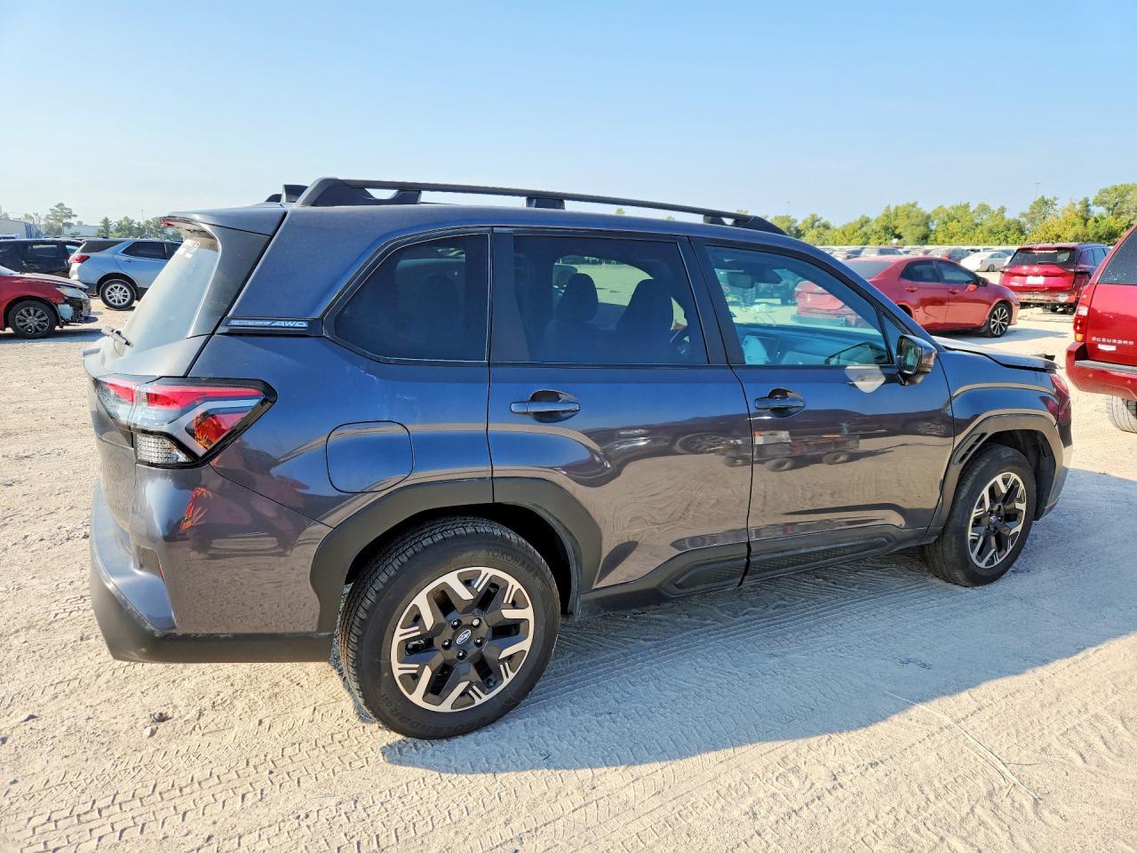 2026 Subaru Forester Premium - Фото 3