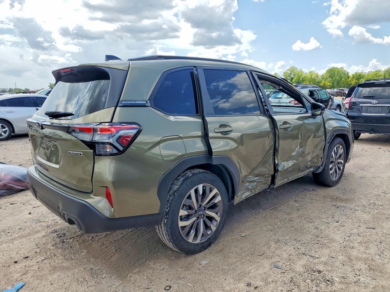 2026 Subaru Forester Touring - Фото 3