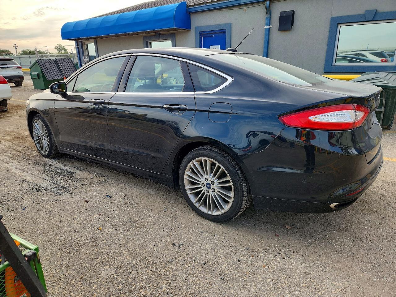2014 Ford Fusion Se - Фото 2