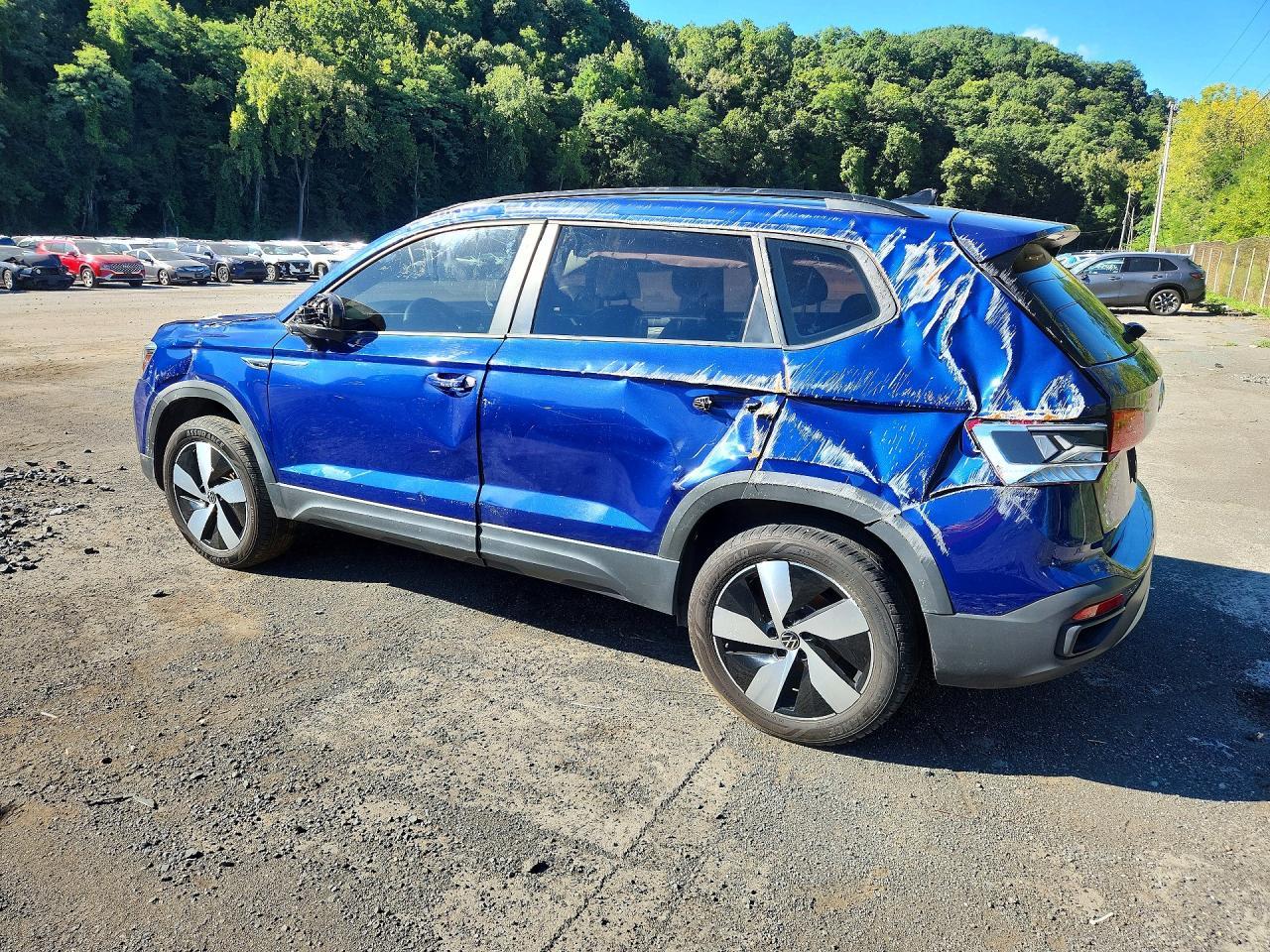 2024 Volkswagen Taos S - Фото 2