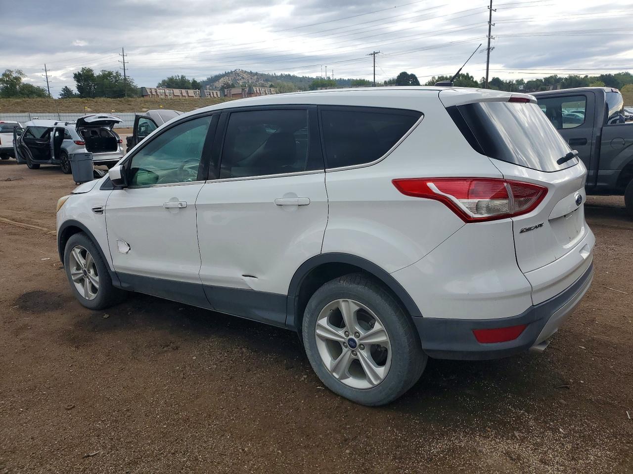 2015 Ford Escape Se - Фото 2