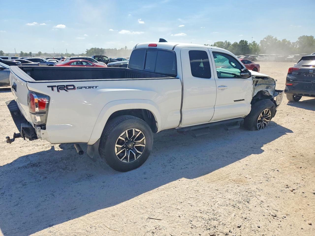 2022 Toyota Tacoma Trd Sport - Image 3