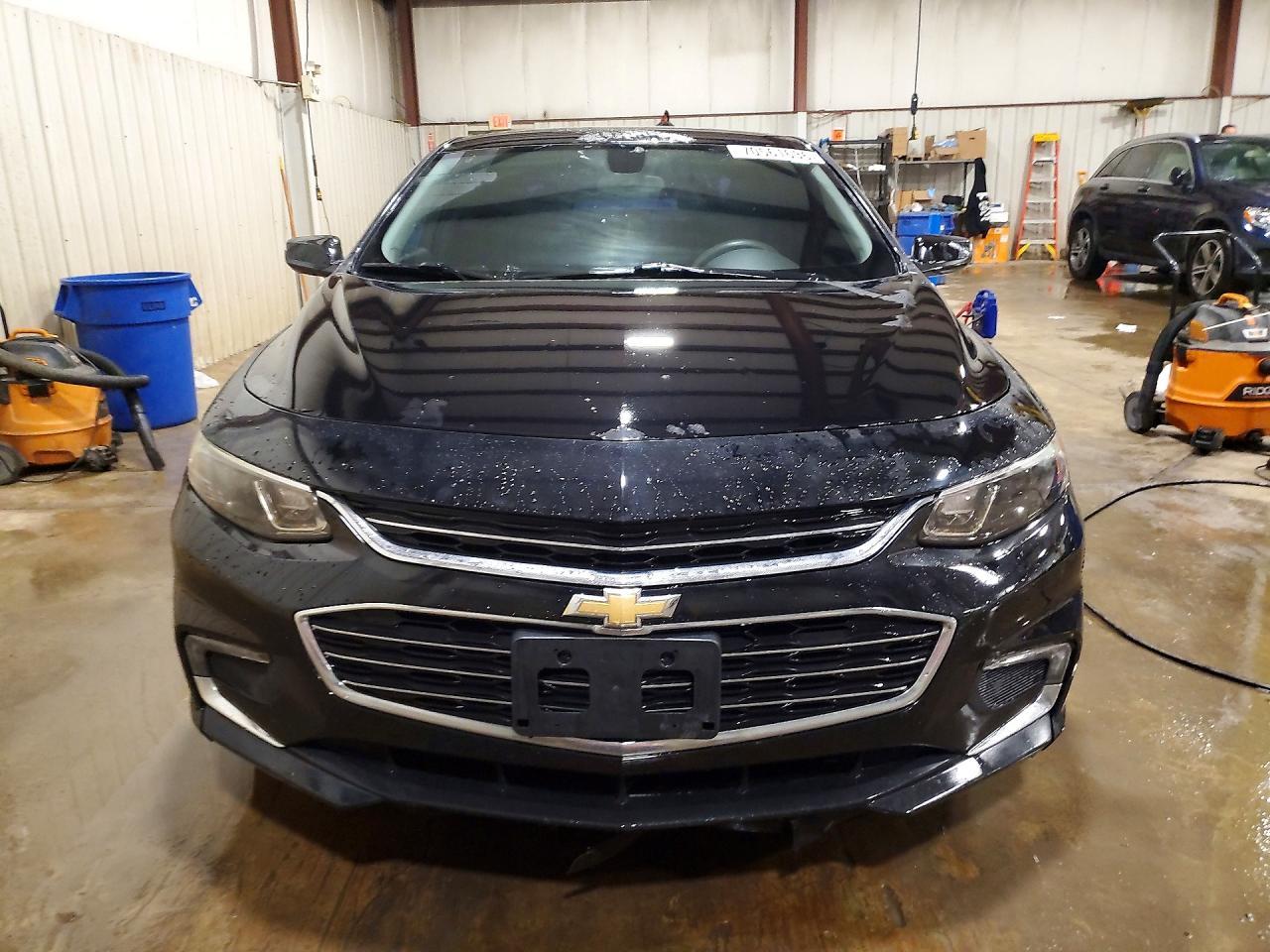 2017 Chevrolet Malibu Lt - Image 5