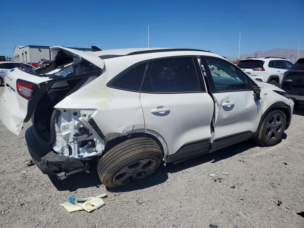 2026 Ford Escape St Line - Фото 3