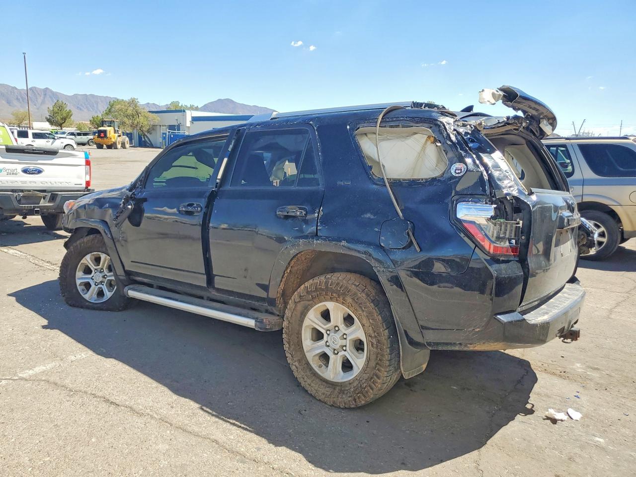 2014 Toyota 4Runner Sr5 - Фото 2