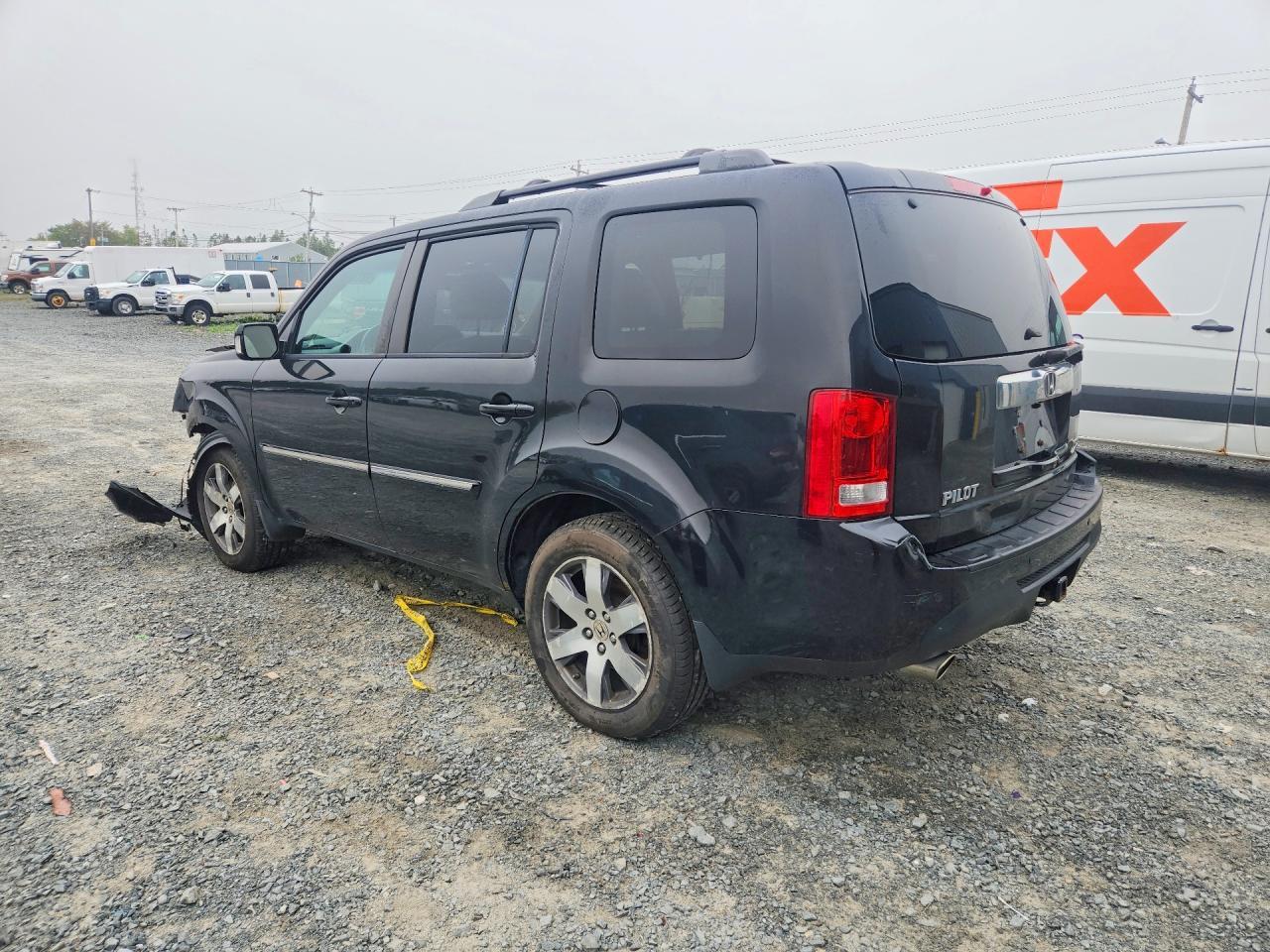 2013 Honda Pilot Touring - Image 2