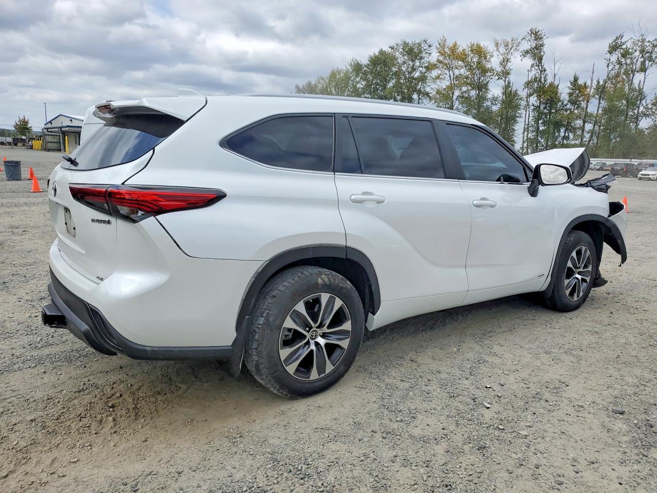 2023 Toyota Highlander Hybrid Xle - Фото 3