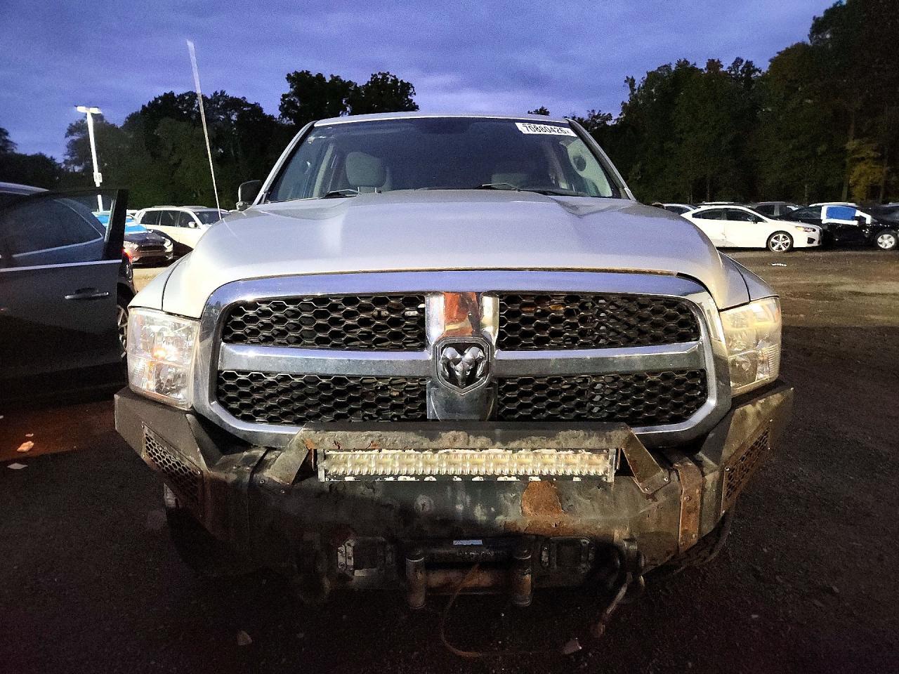 2017 Ram 1500 Slt - Image 5