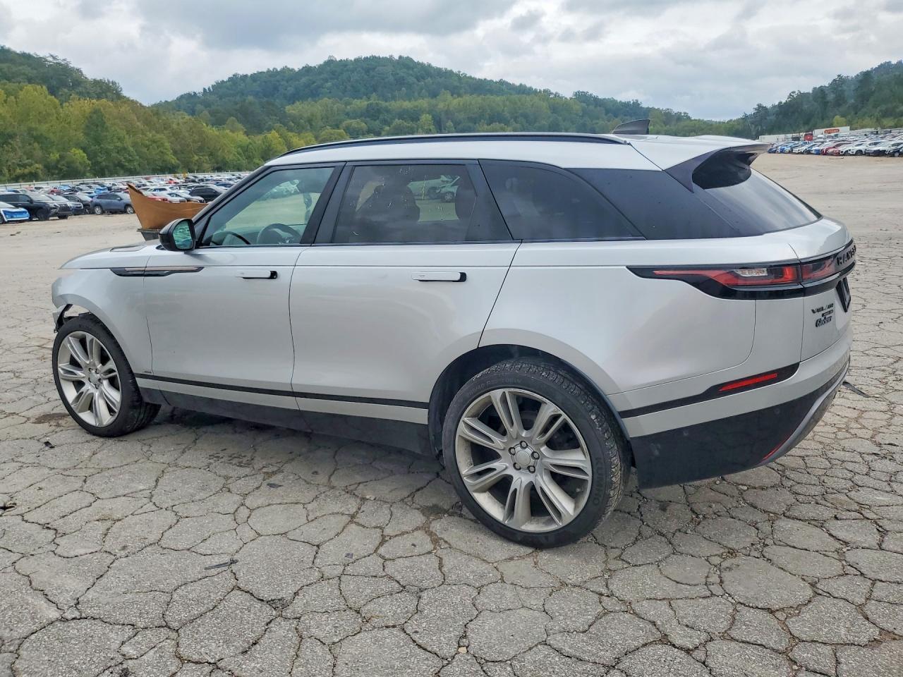 2019 Land Rover Range Rover Velar R-Dynamic Se - Фото 2