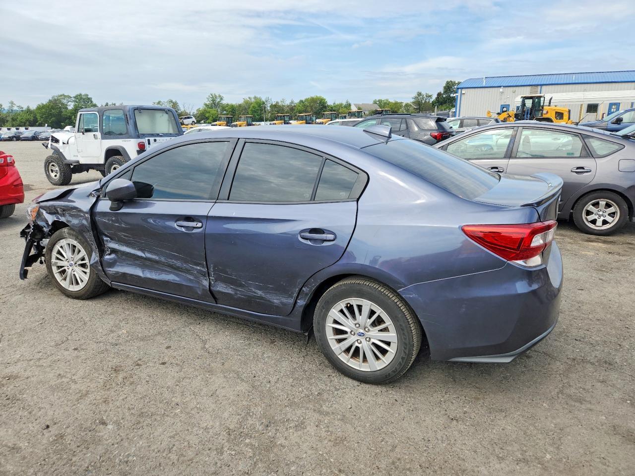 2017 Subaru Impreza Premium - Фото 2