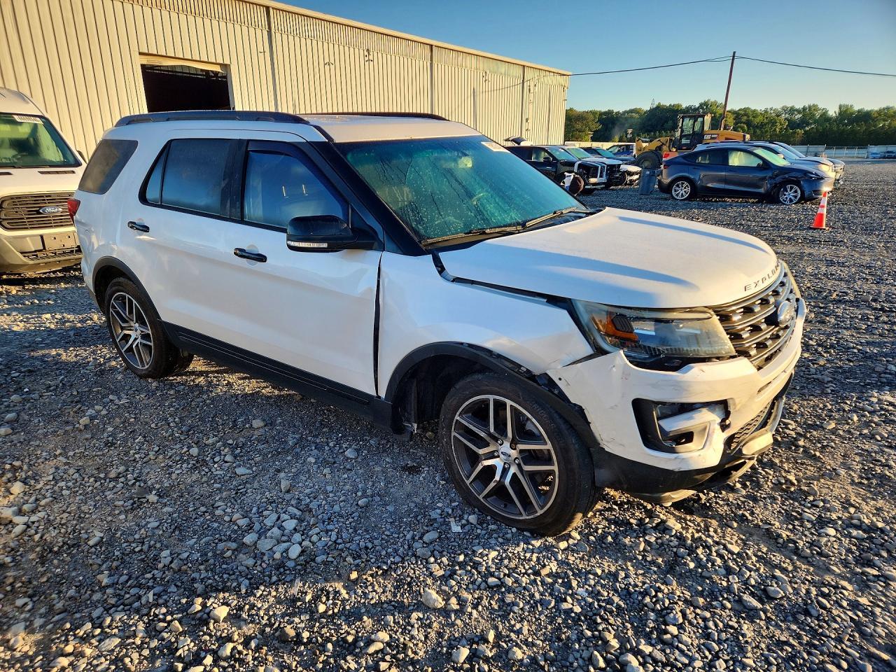 2017 Ford Explorer Sport - Фото 4