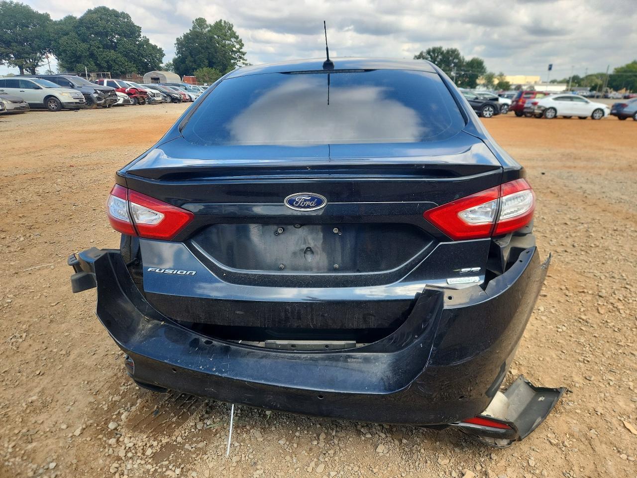 2015 Ford Fusion Se - Image 6