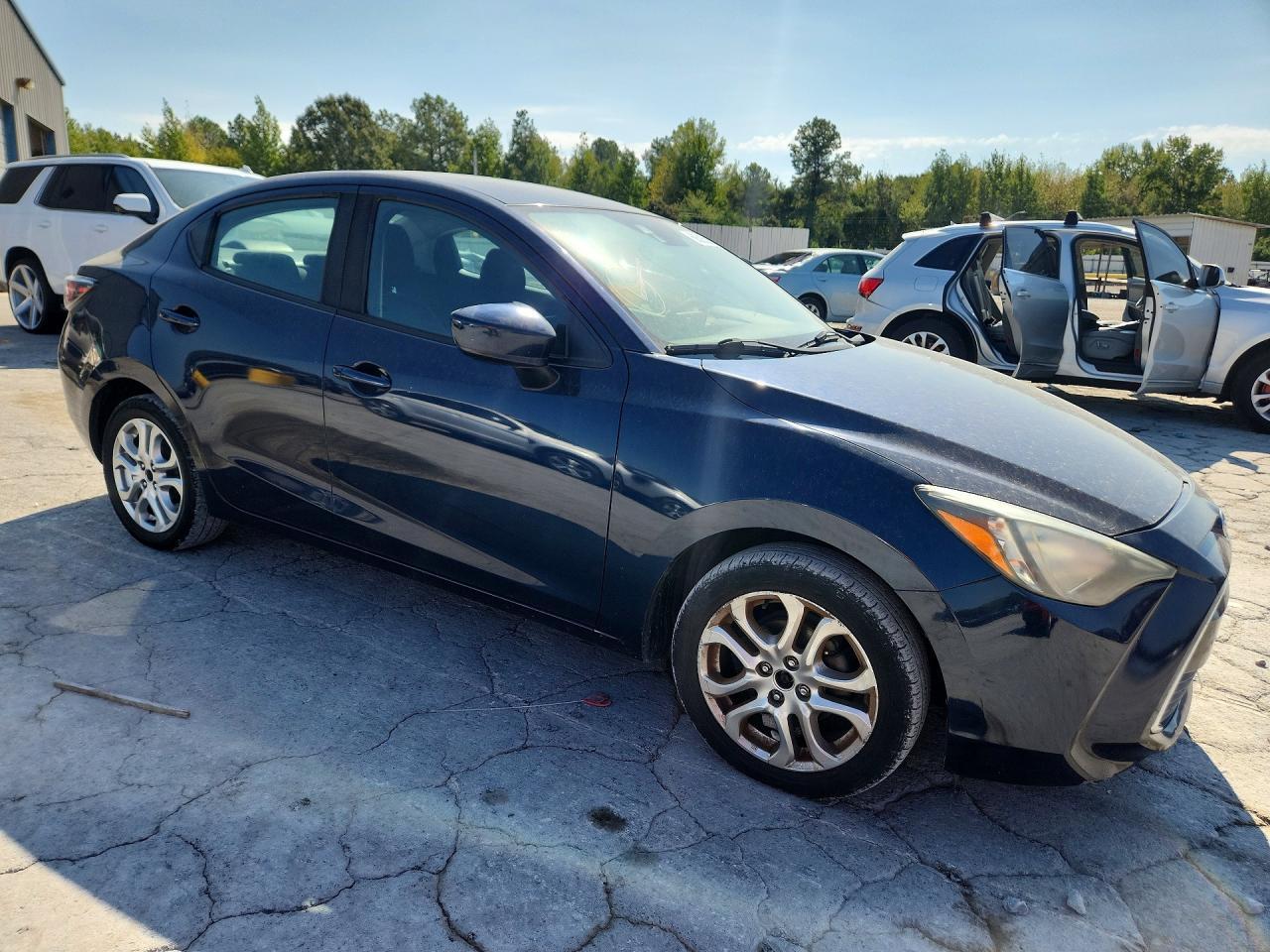 2017 Toyota Yaris Ia Base - Image 4
