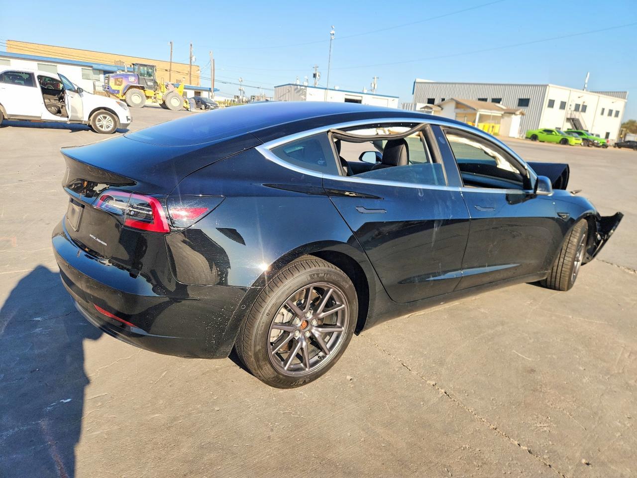 2019 Tesla Model 3 - Фото 3