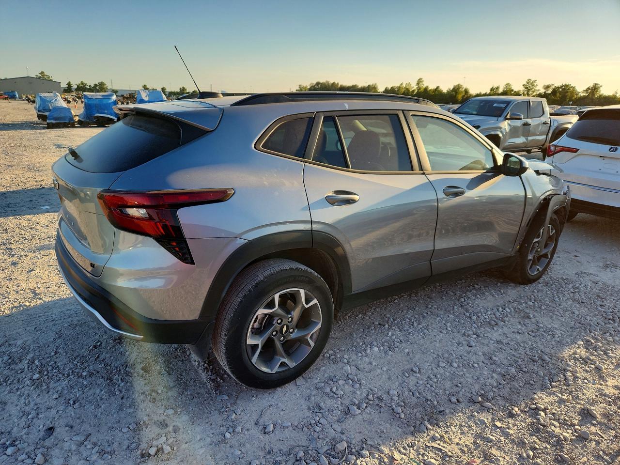 2025 Chevrolet Trax 1Lt - Фото 3
