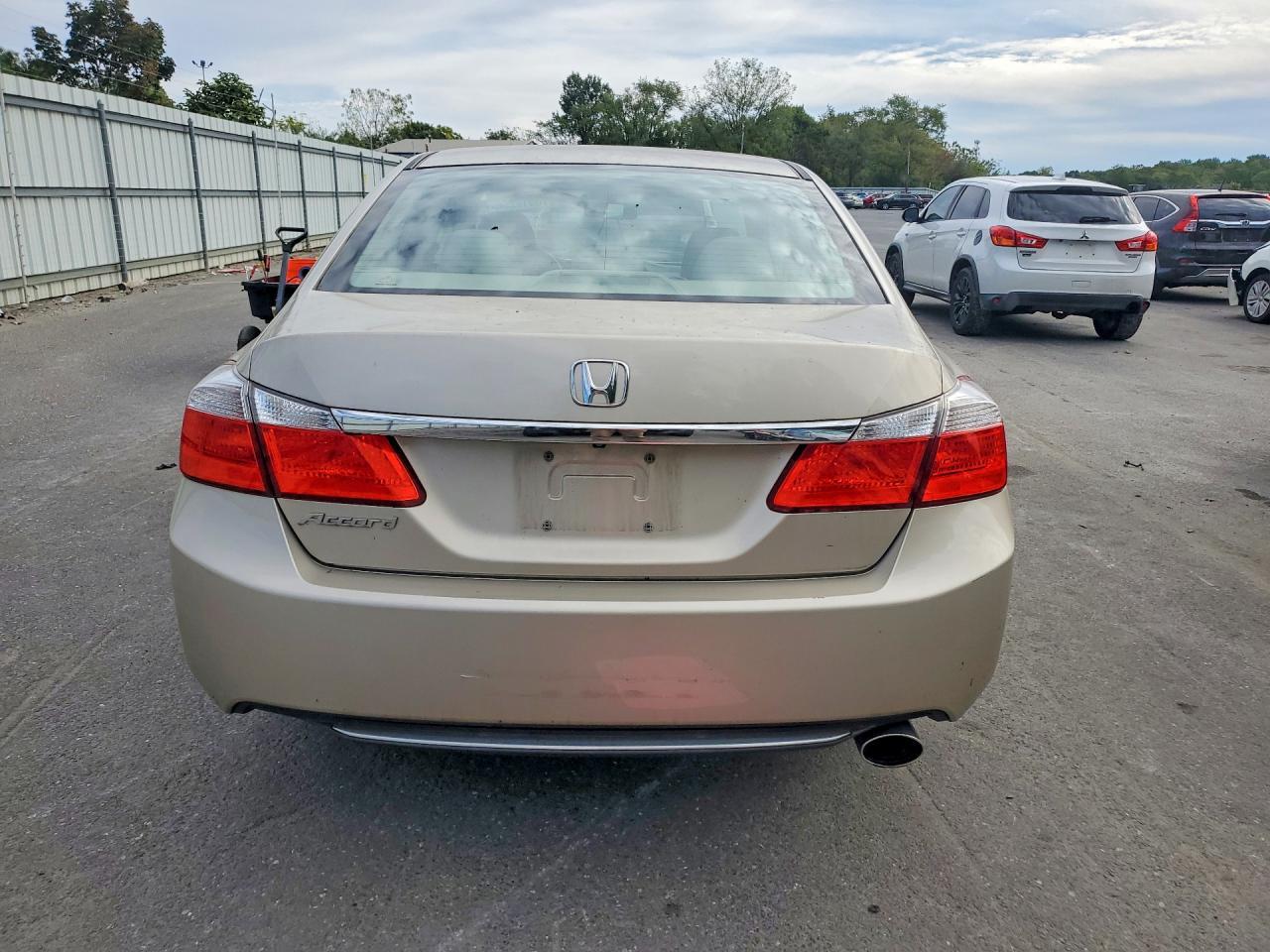 2015 Honda Accord Lx - Image 6