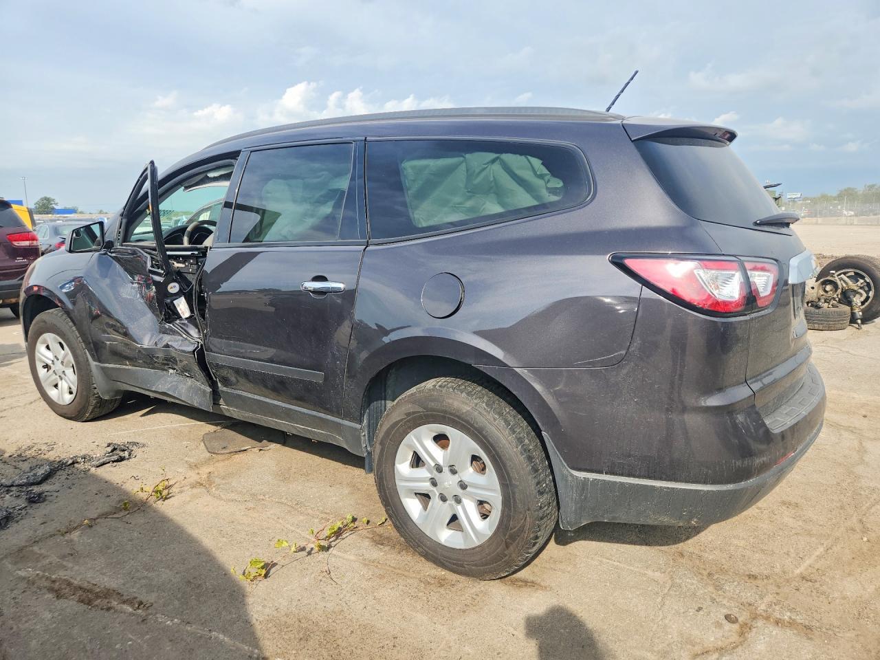 2014 Chevrolet Traverse Ls - Фото 2