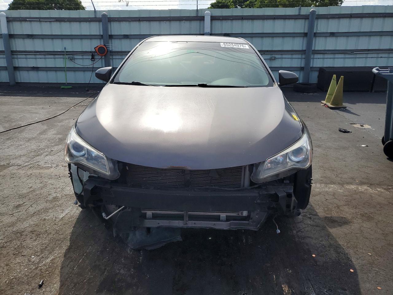 2016 Toyota Camry Le - Фото 5