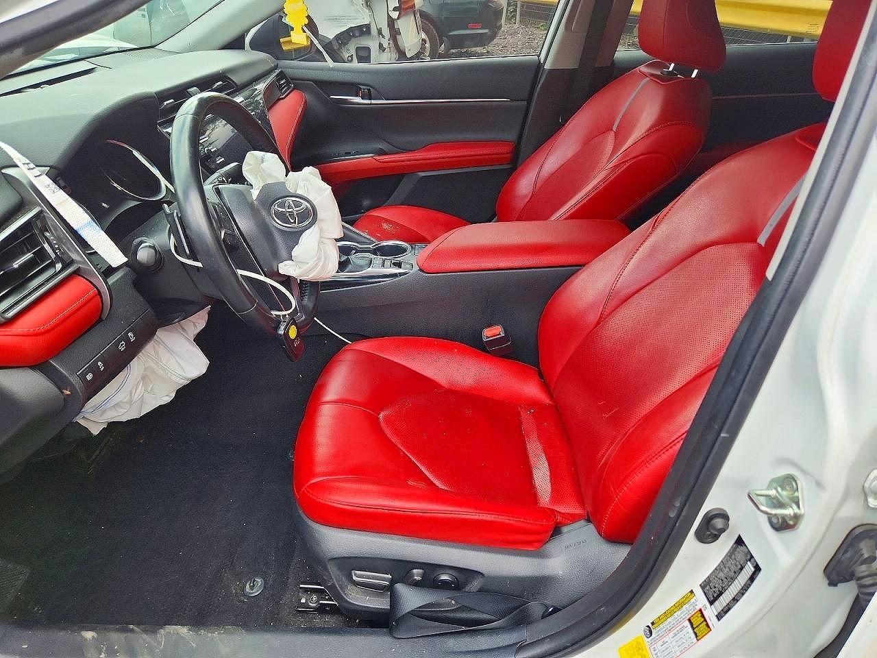 2020 Toyota Camry Xse - Фото 7
