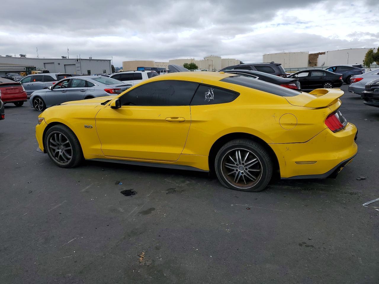 2015 Ford Mustang Gt - Image 2
