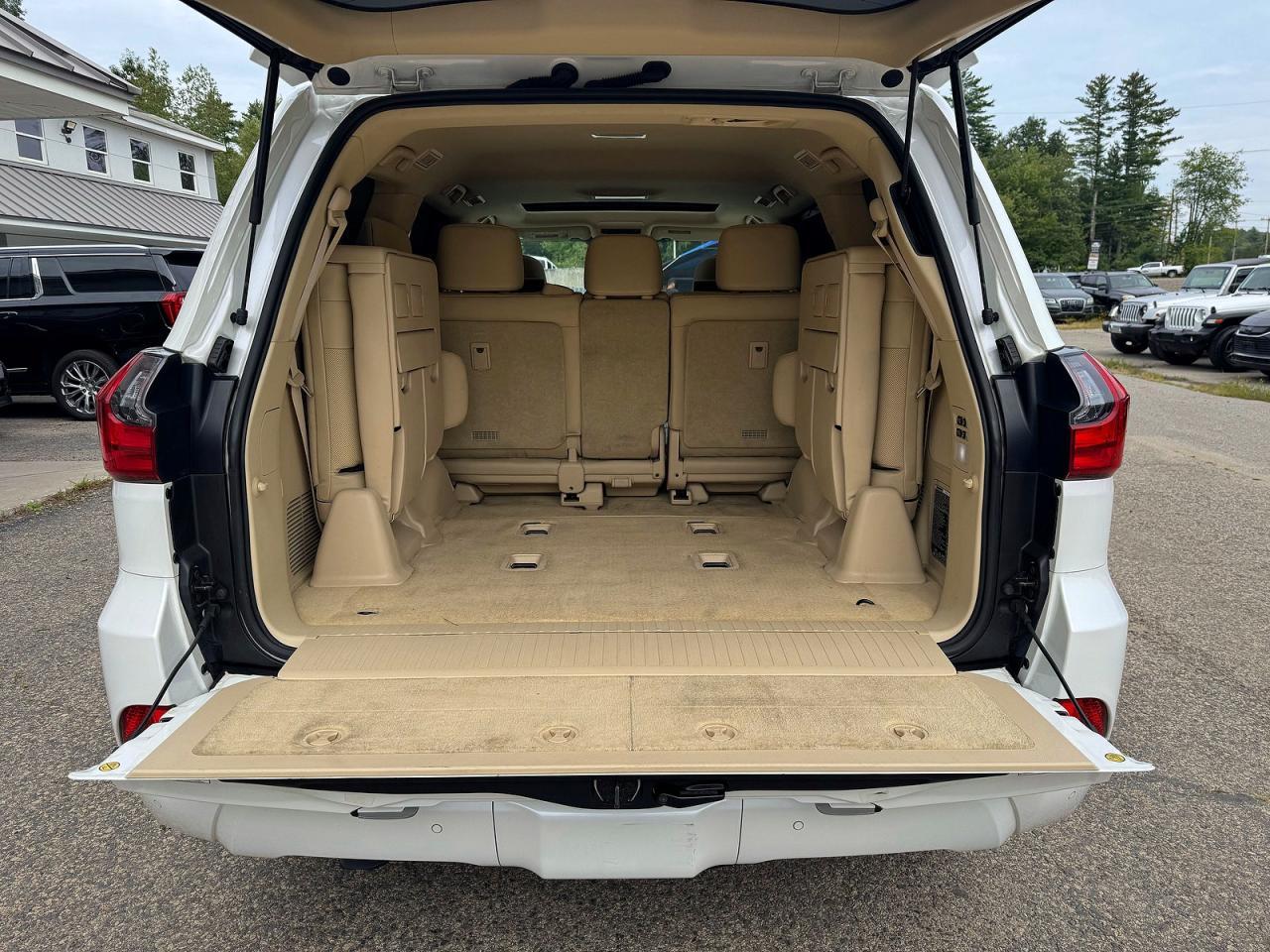 2016 Lexus Lx 570 - Фото 7
