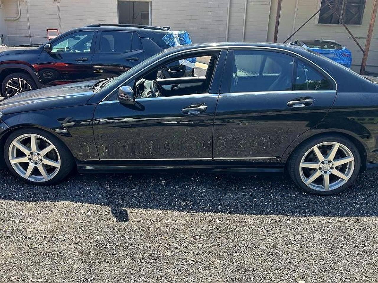 2013 Mercedes-Benz C 300 4Matic - Image 5