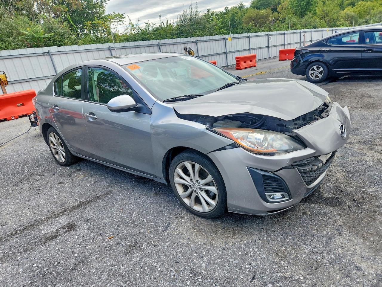 2011 Mazda 3 S - Фото 4
